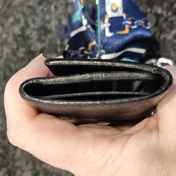 Gucci GG Embossed Monogram Web Key Case/Holder wWristlet, Twilly, & Tassel Added - Picture 9 of 17